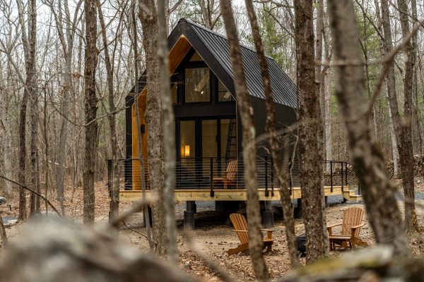 The Tiny Retreat (5-Night Reset)